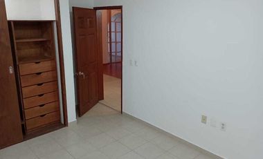 CASA EN VENTA EN SAN JUAN DEL RIO EN QUINTAS DE GUADALUPE. Lidia