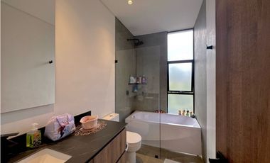 Venta Espectacular apartamento en El Poblado sector Vizcaya