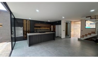 CASA UNIDAD ABIERTA BARRO BLANCO SMG