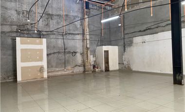 LOCAL / JUAN DIAZ / CRYSTAL PLAZA / 477M / PLANTA BAJA / VACIO