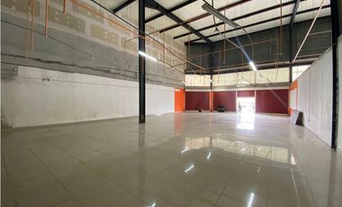 LOCAL / JUAN DIAZ / CRYSTAL PLAZA / 477M / PLANTA BAJA / VACIO