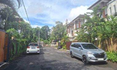 Rumah Sudah Renovasi Royal Garden Residence