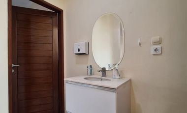 Rumah Sudah Renovasi Royal Garden Residence