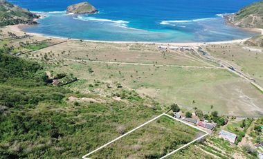 Tanah murah dekat pantai areguling Lombok. full view