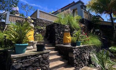 Villa Tropis View Hutan di Tampaksiring Ubud Area