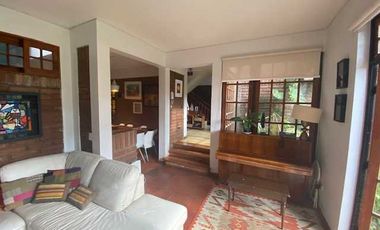 Casa en arriendo en LA REINA