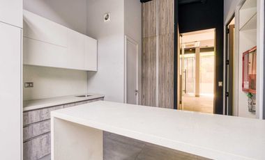 Local comercial en arriendo en VITACURA