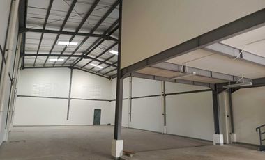 Gudang Ready Three in One Buiilding jababeka siap pakai sudut hook