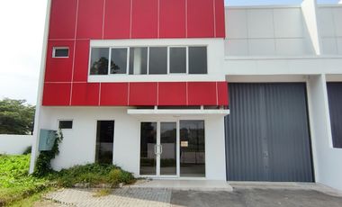 Gudang Ready Three in One Buiilding jababeka siap pakai sudut hook