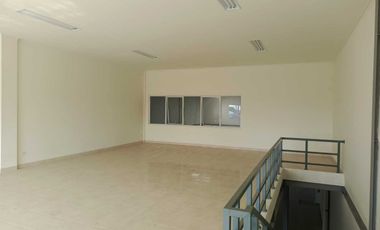 Gudang Ready Three in One Buiilding jababeka siap pakai sudut hook