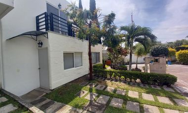 HERMOSA CASA EN SOLARES DE TAMARINDOS, XOCHITEPEC MORELOS!!
