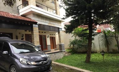 DISEWAKAN RUMAH di Simpang Pandan Arum + Furnished, di Malang