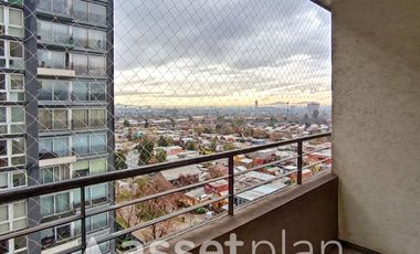 DEPARTAMENTO 2D 2B EN MACUL, SEMI NUEVO