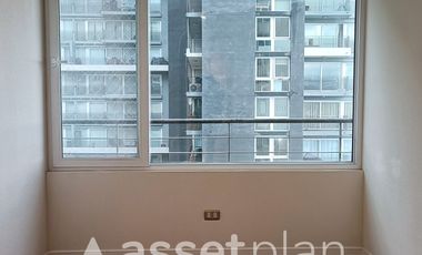 DEPARTAMENTO 2D 2B EN MACUL, SEMI NUEVO