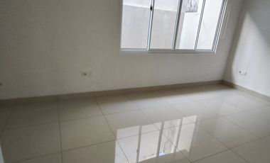 Disewakan rumah sedayu city kelapa gading 4+1 KT 5 ac LT 8 x 15