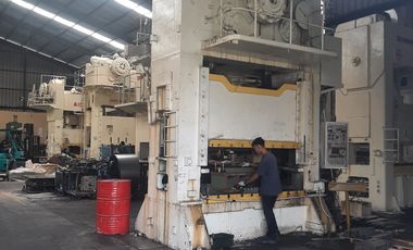 Dijual Gudang Bekas Pabrik di Curug Kosambi, Karawang Timur