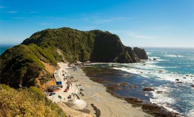 Parcela con orilla de río y rol propio