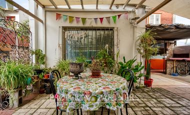 Venta de Casa con gran terreno y potencial en pleno Ñuñoa