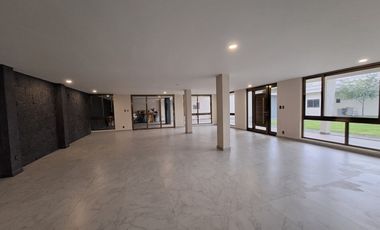 CASA A LA VENTA (CON SALON DE FIESTAS) A LA VENTA, LOMAS ESTRELLA, IZTAPALAPA