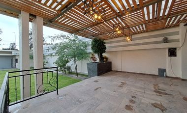 CASA A LA VENTA (CON SALON DE FIESTAS) A LA VENTA, LOMAS ESTRELLA, IZTAPALAPA