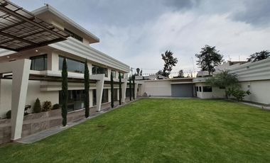 CASA A LA VENTA (CON SALON DE FIESTAS) A LA VENTA, LOMAS ESTRELLA, IZTAPALAPA