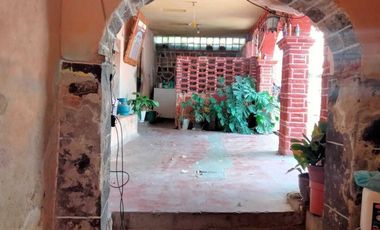 Casa para Remodelar en el Centro de San Miguel: A 13 minutos de la Parroquia