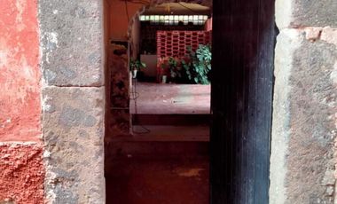 Casa para Remodelar en el Centro de San Miguel: A 13 minutos de la Parroquia