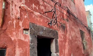 Casa para Remodelar en el Centro de San Miguel: A 13 minutos de la Parroquia