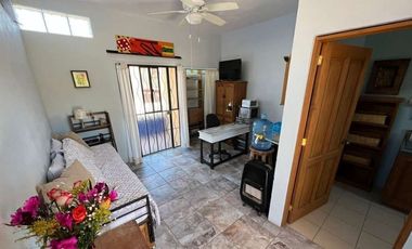 Casa con Tres Unidades Independientes: Guadalupe *Ideal para Vivir y Rentar *