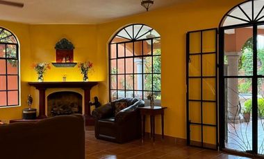 En Venta Casa con Casita Independiente y Rooftop en San Miguel de Allende