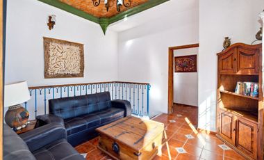 Tres Casas y Loft en el Centro de San Miguel de Allende en venta: Amueblado