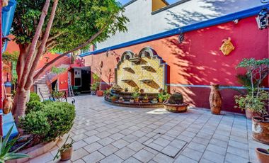 Tres Casas y Loft en el Centro de San Miguel de Allende en venta: Amueblado