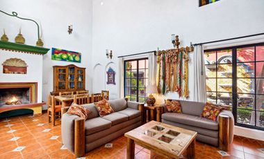 Tres Casas y Loft en el Centro de San Miguel de Allende en venta: Amueblado