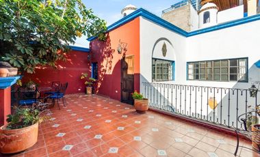 Tres Casas y Loft en el Centro de San Miguel de Allende en venta: Amueblado