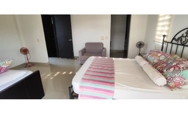 Casa campestre de 2711 M2 en 650 mil en Apulo Cund, COL.