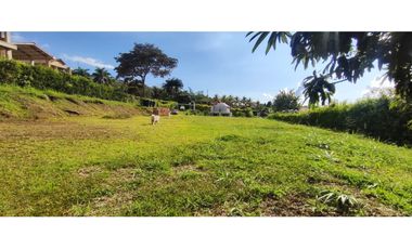 LOTE EN CONDOMINIO EN LA MESA 2800 M2 849 MILL GLAMPING Y LICENCIA