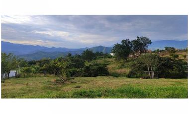 cabañas en guadua en la mesa cund. lote de 3200 m2 120 m2 glamping