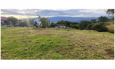 cabañas en guadua en la mesa cund. lote de 3200 m2 120 m2 glamping