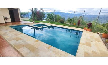 Casa campestre en #lamesacundinamarca 1000 M2 en 1599 millones.