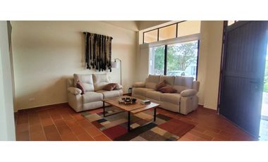 Casa campestre en #lamesacundinamarca 1000 M2 en 1599 millones.