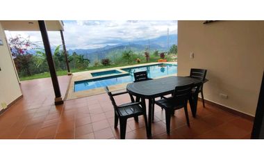 Casa campestre en #lamesacundinamarca 1000 M2 en 1599 millones.