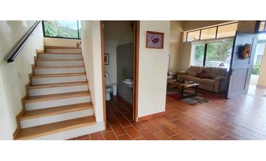 Casa campestre en #lamesacundinamarca 1000 M2 en 1599 millones.