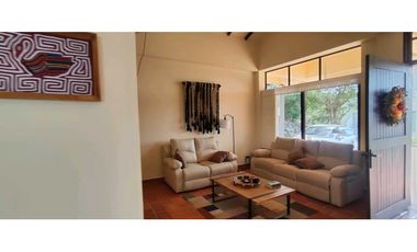 Casa campestre en #lamesacundinamarca 1000 M2 en 1599 millones.