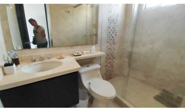 Hermosa casa urbana de 171 M2 en 400 mill en La Mesa Cund zona campes