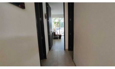 Hermosa casa urbana de 171 M2 en 400 mill en La Mesa Cund zona campes