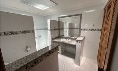 Casa quinta de 3429 M2 en 1900 mill en La Mesa Cund, COL.