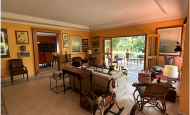 Casa quinta de 3429 M2 en 1900 mill en La Mesa Cund, COL.