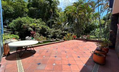 Casa quinta de 3429 M2 en 1900 mill en La Mesa Cund, COL.