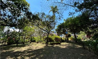 Casa quinta de 3429 M2 en 1900 mill en La Mesa Cund, COL.