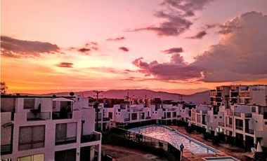 venta de hermoso penthouse de 198 M2 en 540 mill en La Mesa